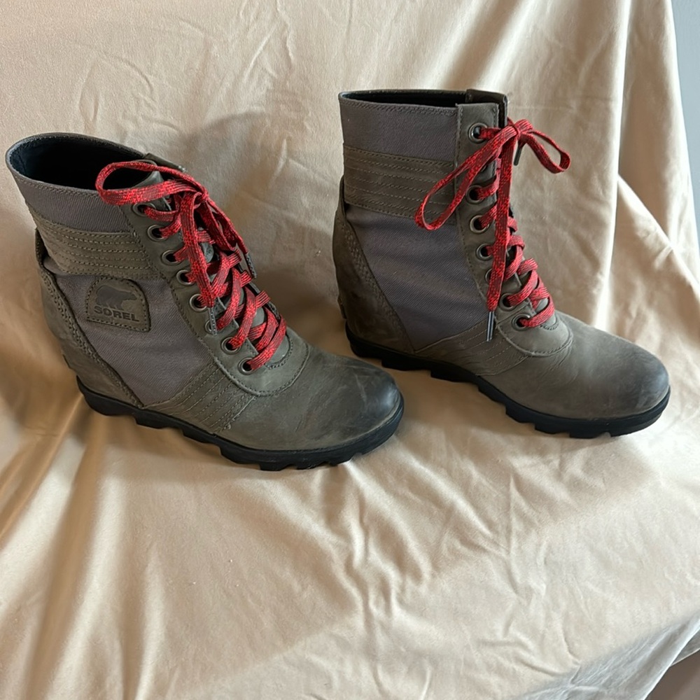 Sorel- Lexie Wedge Boot